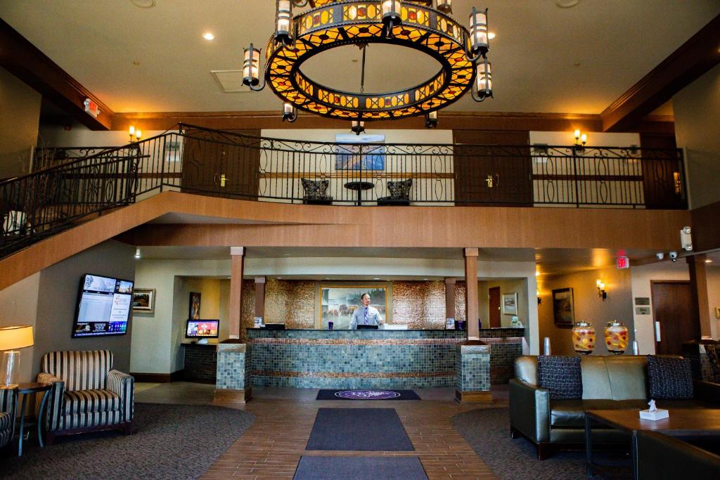 Heritage Inn image
