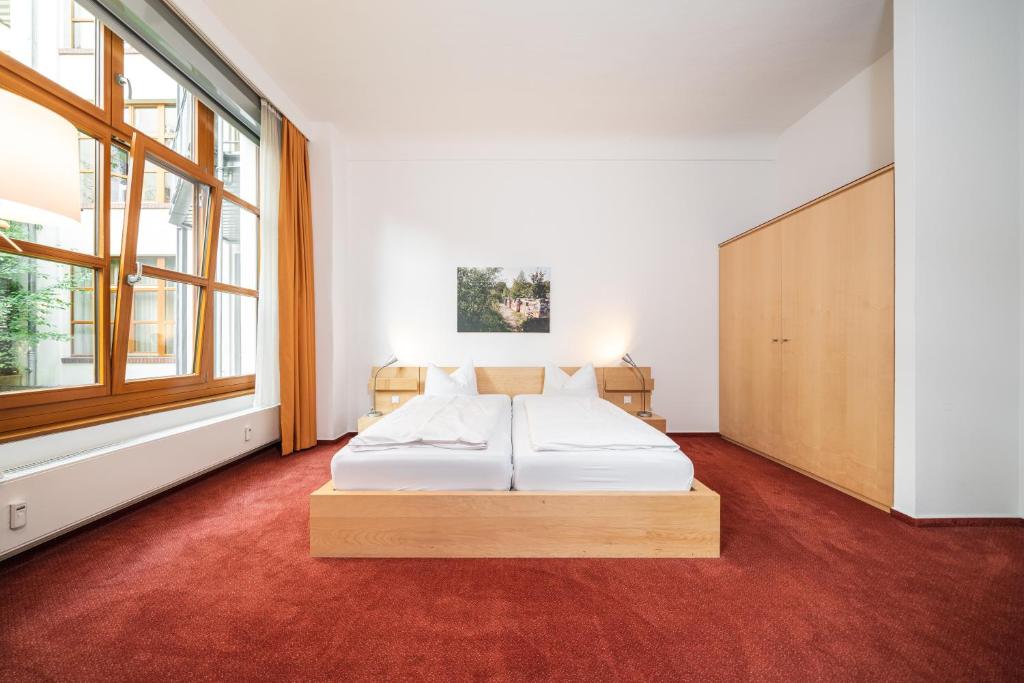 Двухместный (Улучшенный двухместный номер с 1 кроватью), Hotel 26