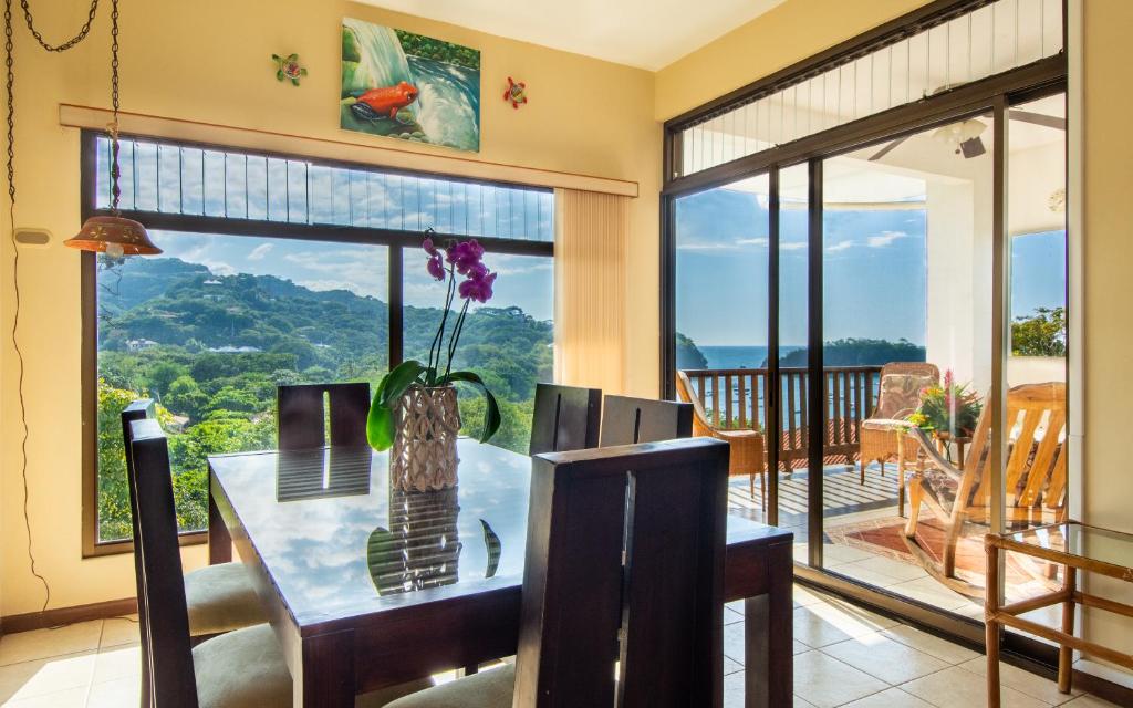 Ocotal Beach Front Condo #33 photo 4