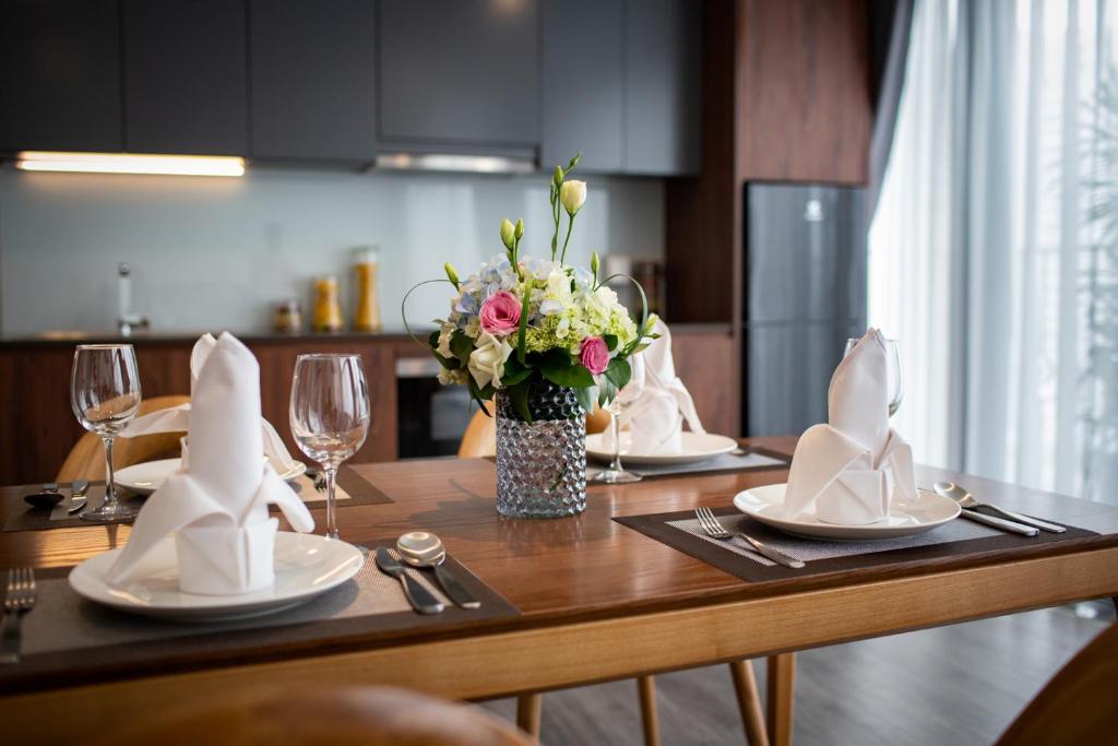 PentStudio West Lake Hanoi