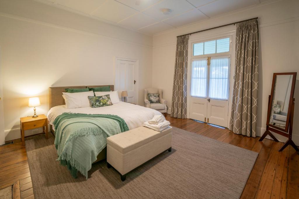 Middle Head Officers Quarters photo 4
