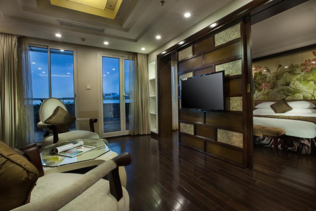 Khách Sạn Golden Silk Boutique