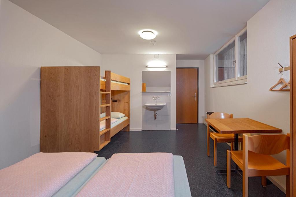Baden Youth Hostel photo 1