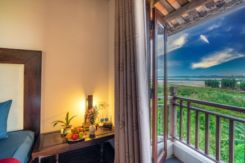 Calm House Hotel Hoi An