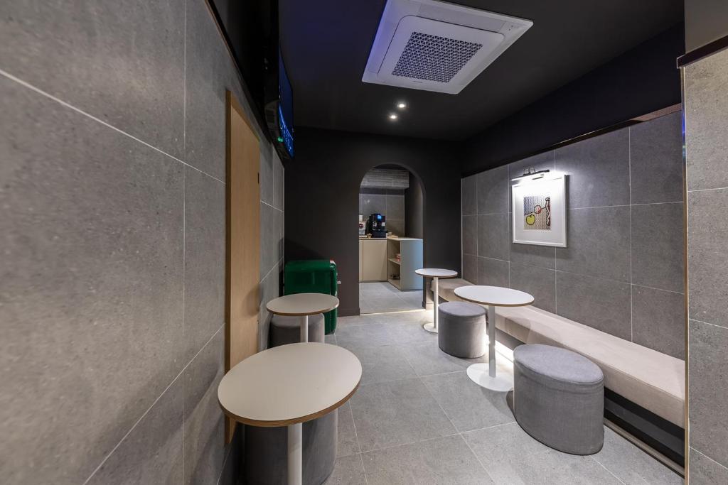 Brown Dot Hotel Seong Seo photo 3