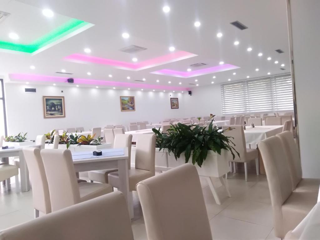 Hotel MK, Plavi restoran, Loznica photo 1