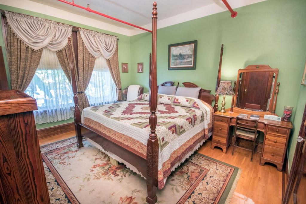 Двухместный (Номер с кроватью размера «king-size»), The Edgewater Hotel