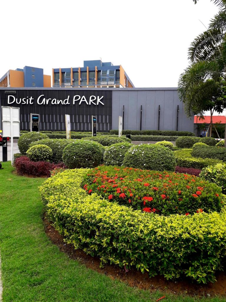 Dusit Grand Park Condo photo 1