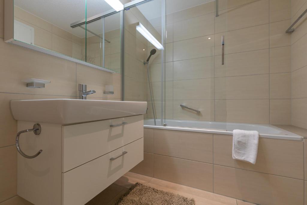 Chalet Gousweid- Mönch Apartment photo 2