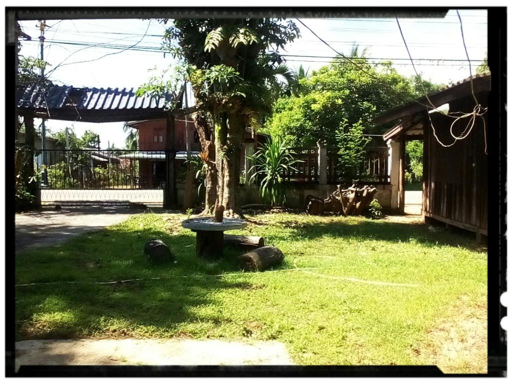 Grandma's Home Sangkhlaburi photo 2