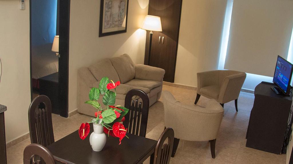 Gran Hotel CCP Suites photo 4