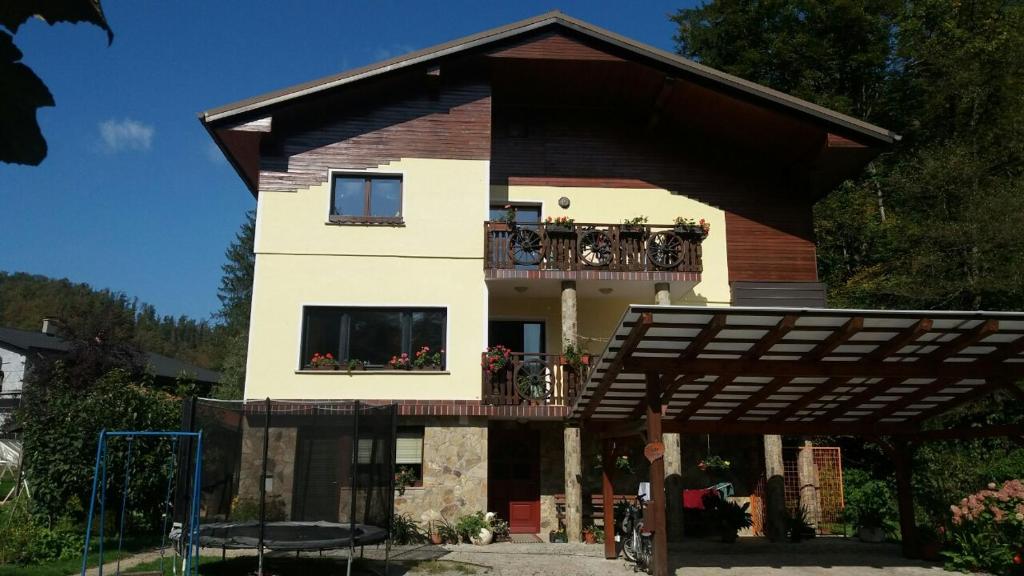 Appartment Bezenica