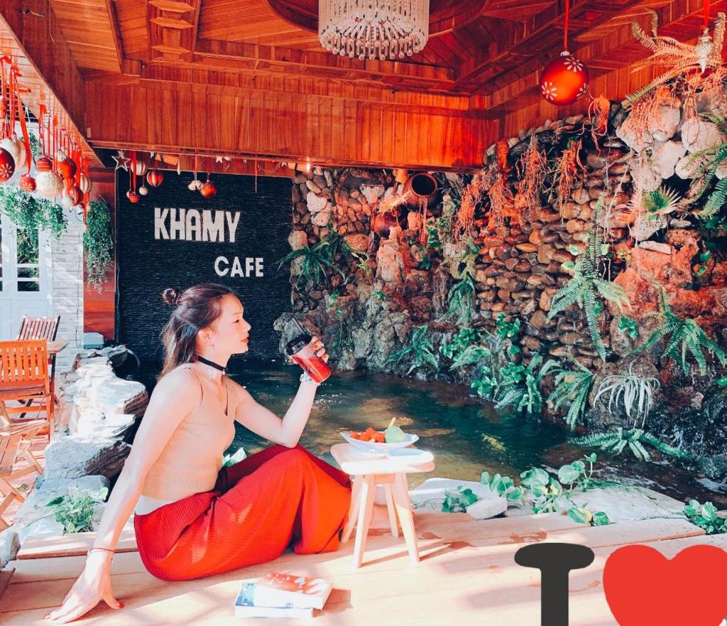 Khamy Riverside Resort