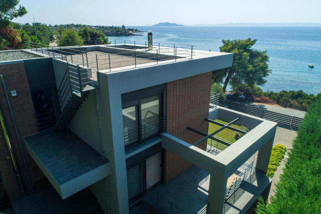 Elia Seafront Villa photo 2