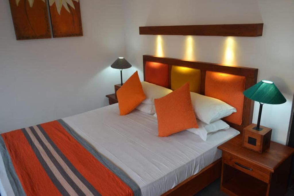 Двухместный (Стандартный двухместный номер с 1 кроватью), Star Beach Hotel Negombo