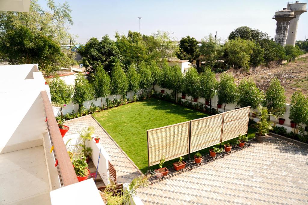 Daze Off Studio house photo 4