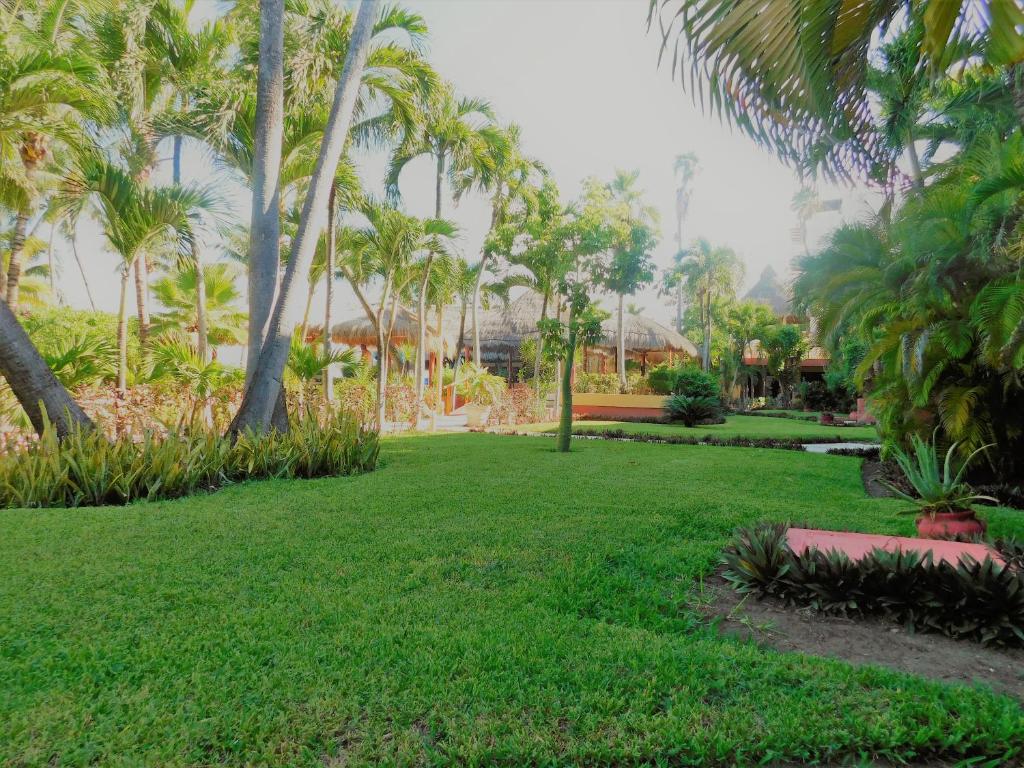 Nautibeach Beach Front Condos in North Beach photo 4