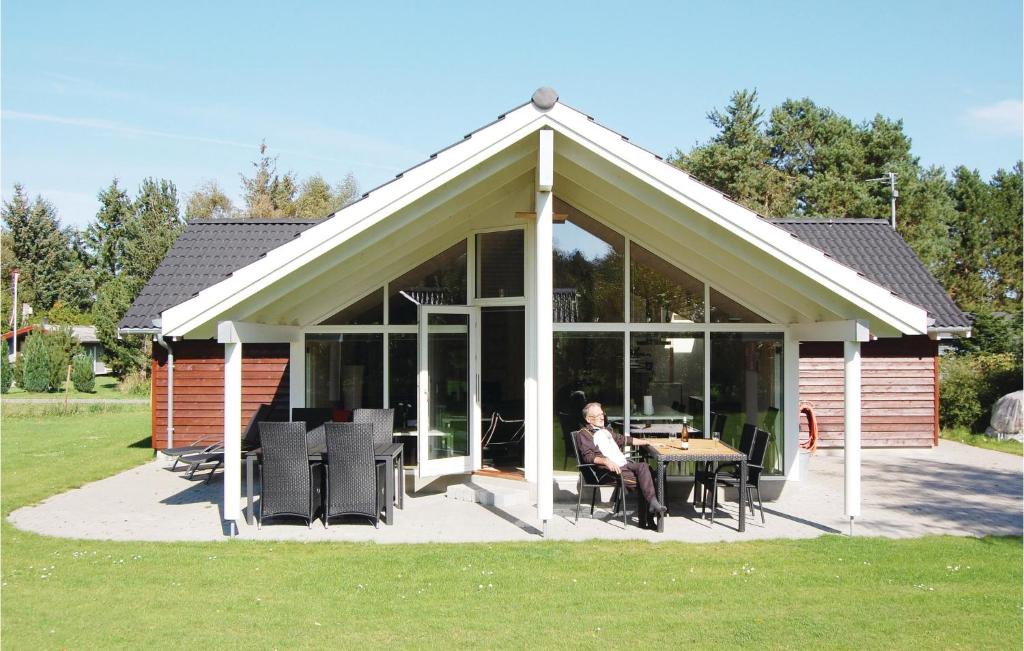 Awesome Home In Rdby With 3 Bedrooms And Wifi