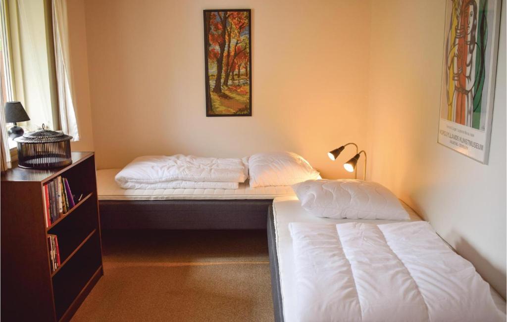 Awesome Home In Humble With 2 Bedrooms And Wifi photo 2