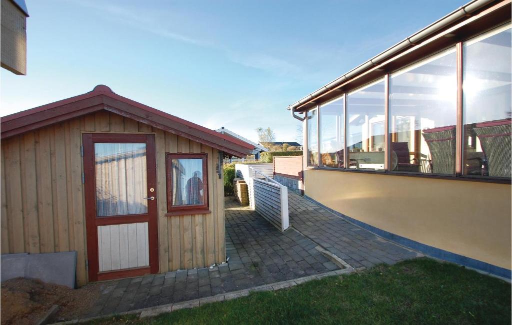 Awesome Home In Haderslev With 2 Bedrooms And Wifi photo 3