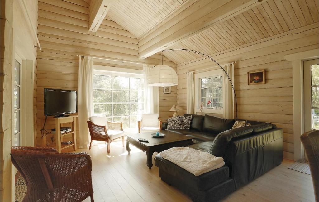 Nice Home In Nex With 3 Bedrooms, Sauna And Wifi photo 2