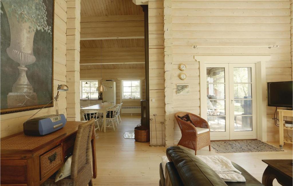 Nice Home In Nex With 3 Bedrooms, Sauna And Wifi photo 3