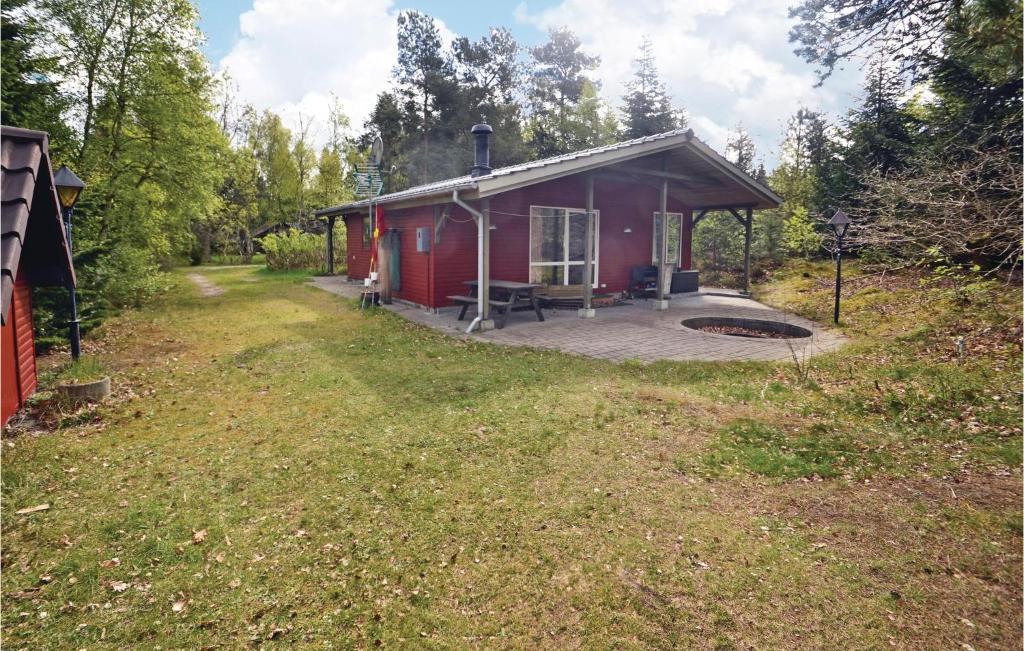Nice Home In Hadsund With 2 Bedrooms And Wifi