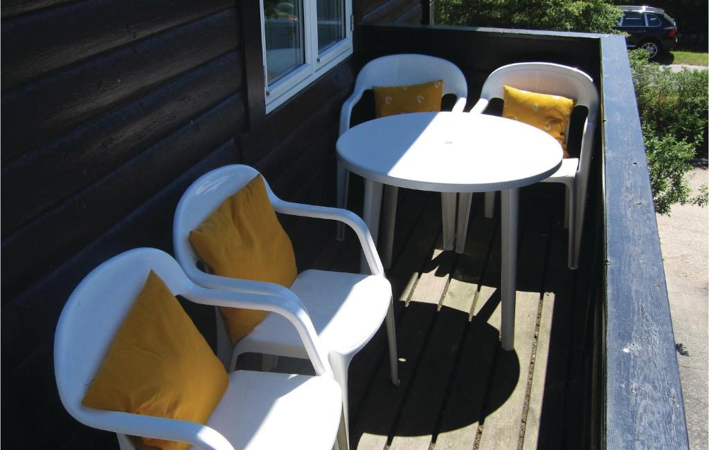 Stunning Apartment In Hornbk With 1 Bedrooms And Wifi photo 2