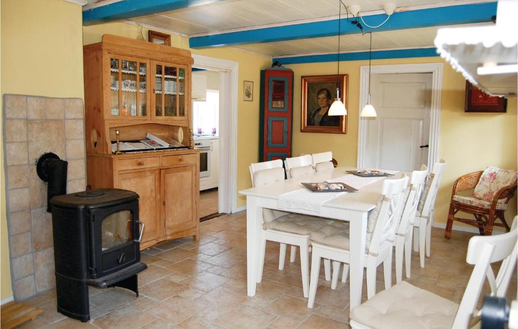 Awesome Home In Nrre Nebel With 1 Bedrooms And Wifi photo 1
