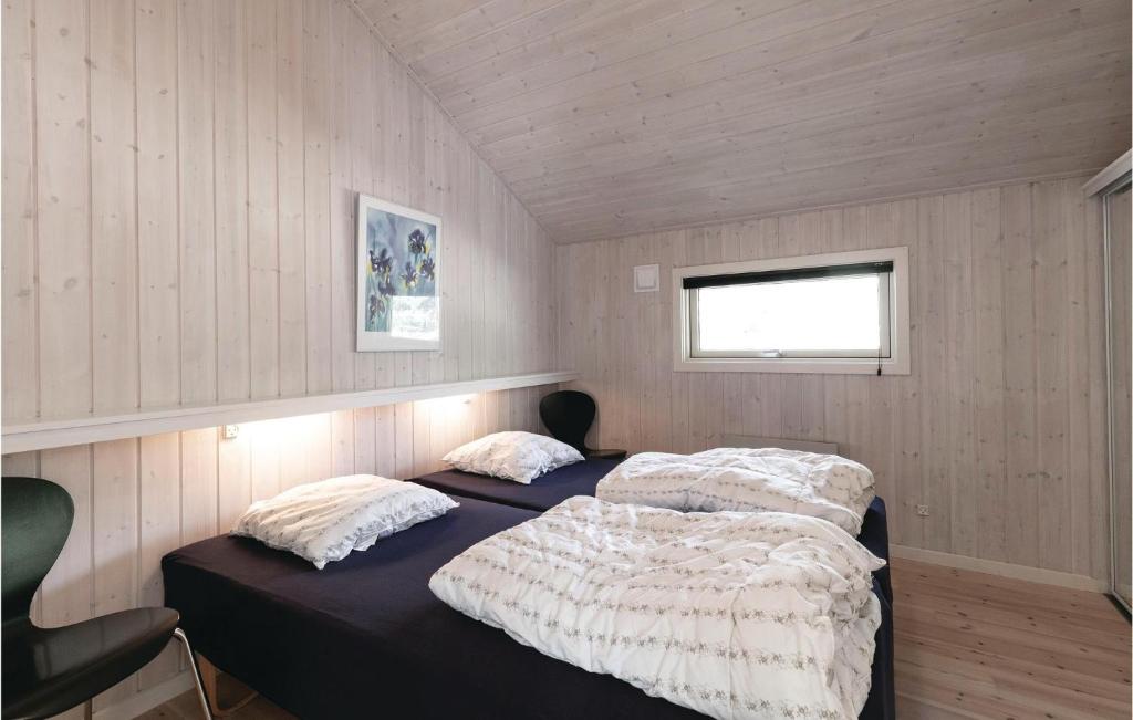 Amazing Home In Nex With 4 Bedrooms, Sauna And Wifi photo 1
