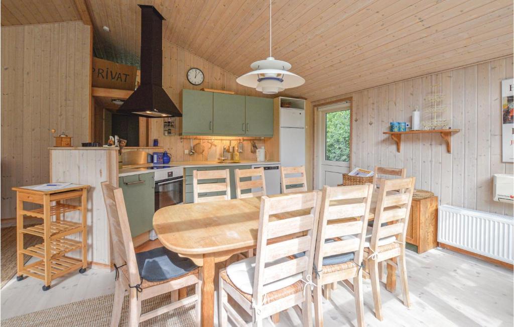 Amazing Home In Frevejle With 4 Bedrooms And Wifi photo 1