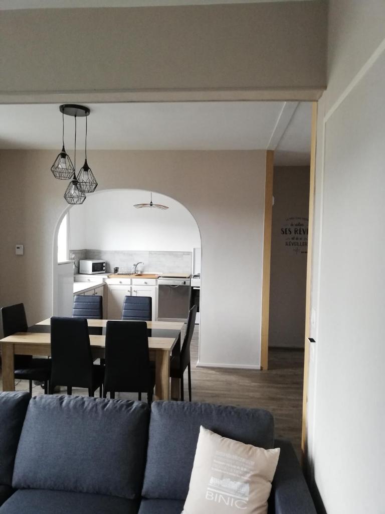 appartement avec 2 chambres, proche de la gare de saint brieuc photo 4
