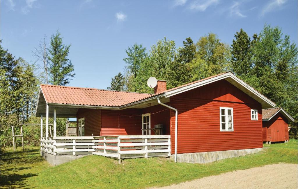 Amazing Home In Lgstr With 3 Bedrooms