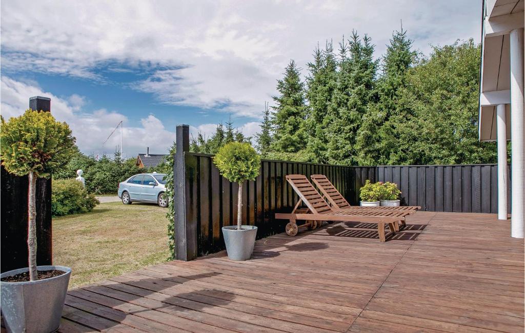 Awesome Home In Hadsund With 4 Bedrooms, Sauna And Wifi photo 2