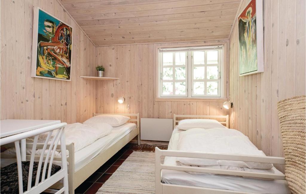 Awesome Home In Hadsund With 4 Bedrooms, Sauna And Wifi photo 4