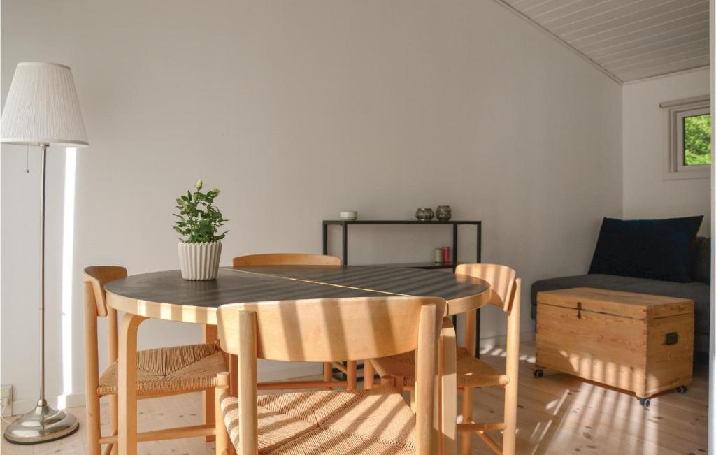 Nice Home In Tisvildeleje With 1 Bedrooms photo 1