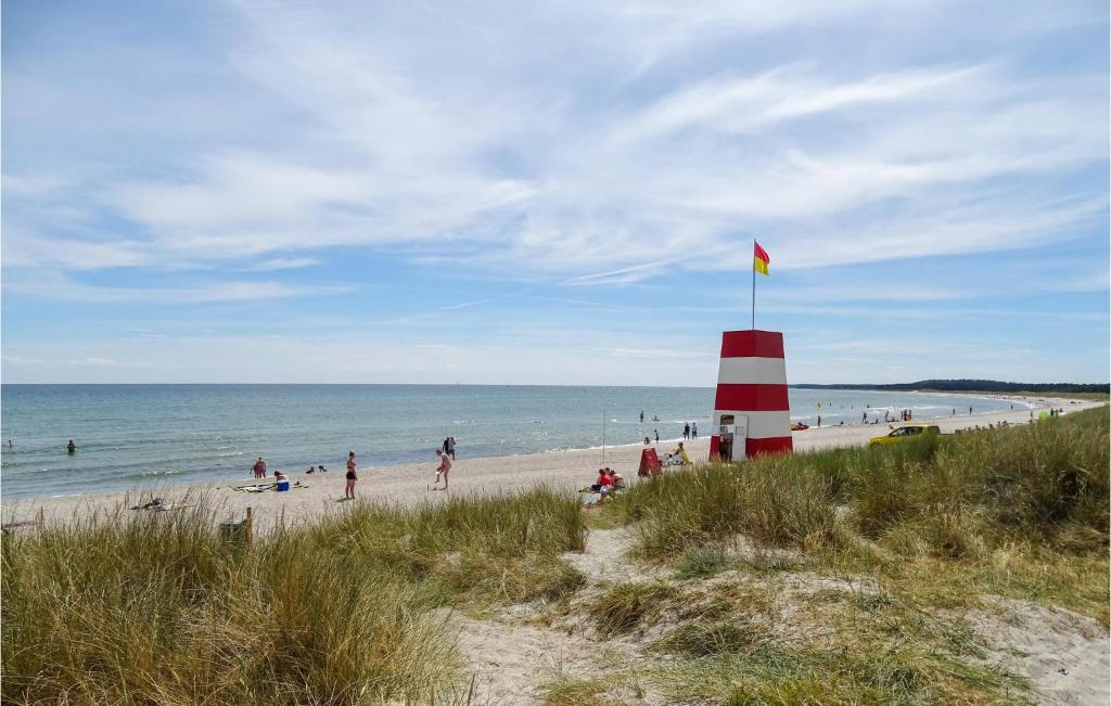 Awesome Home In Grenaa With 6 Bedrooms, Sauna And Wifi photo 2