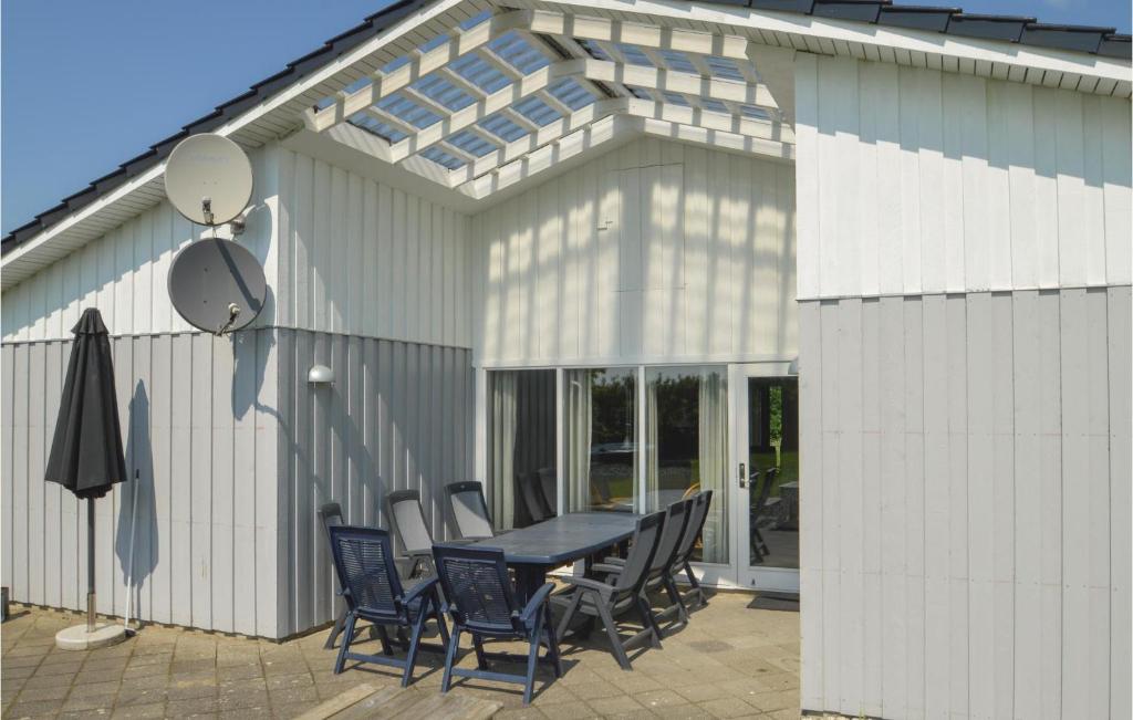Nice Home In Fars With 5 Bedrooms, Sauna And Wifi photo 2