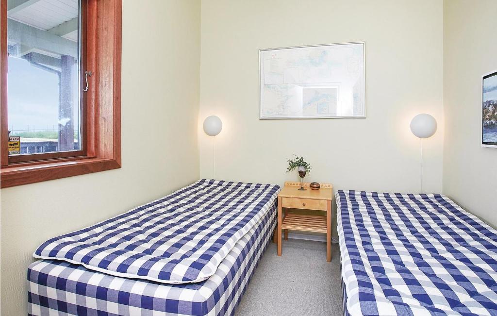 Beautiful Home In Juelsminde With 3 Bedrooms, Sauna And Wifi photo 2