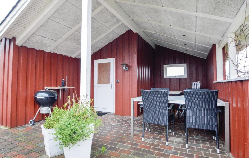 Stunning Home In Hejls With 3 Bedrooms, Sauna And Wifi photo 4