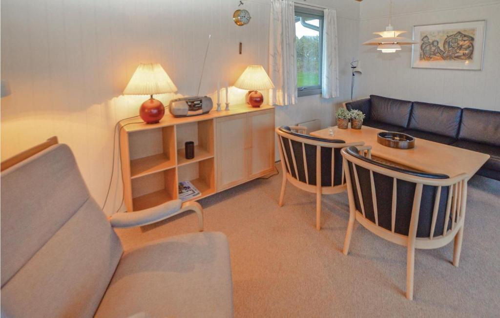 Nice Home In Faaborg With 2 Bedrooms And Wifi photo 2