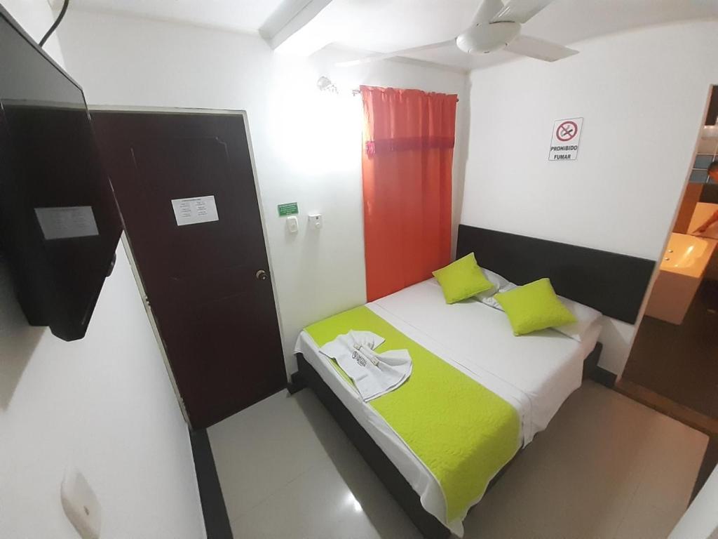 Hotel Arcoiris Girardot photo 2