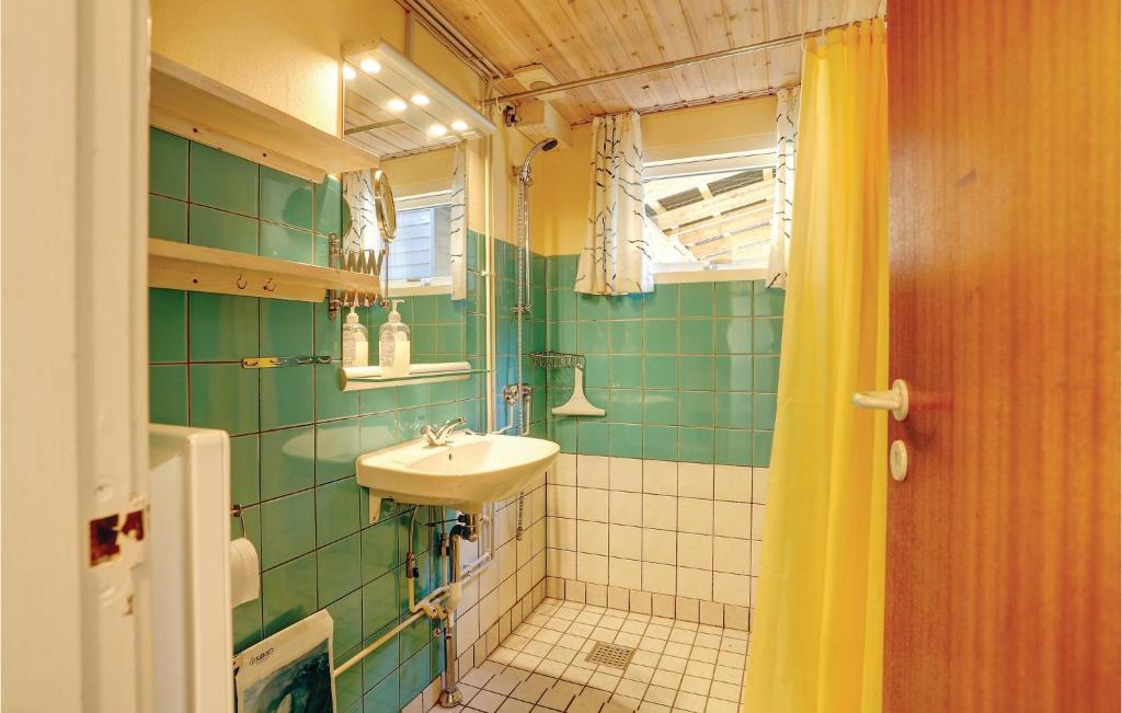 Nice Home In Nex With 2 Bedrooms And Wifi photo 4