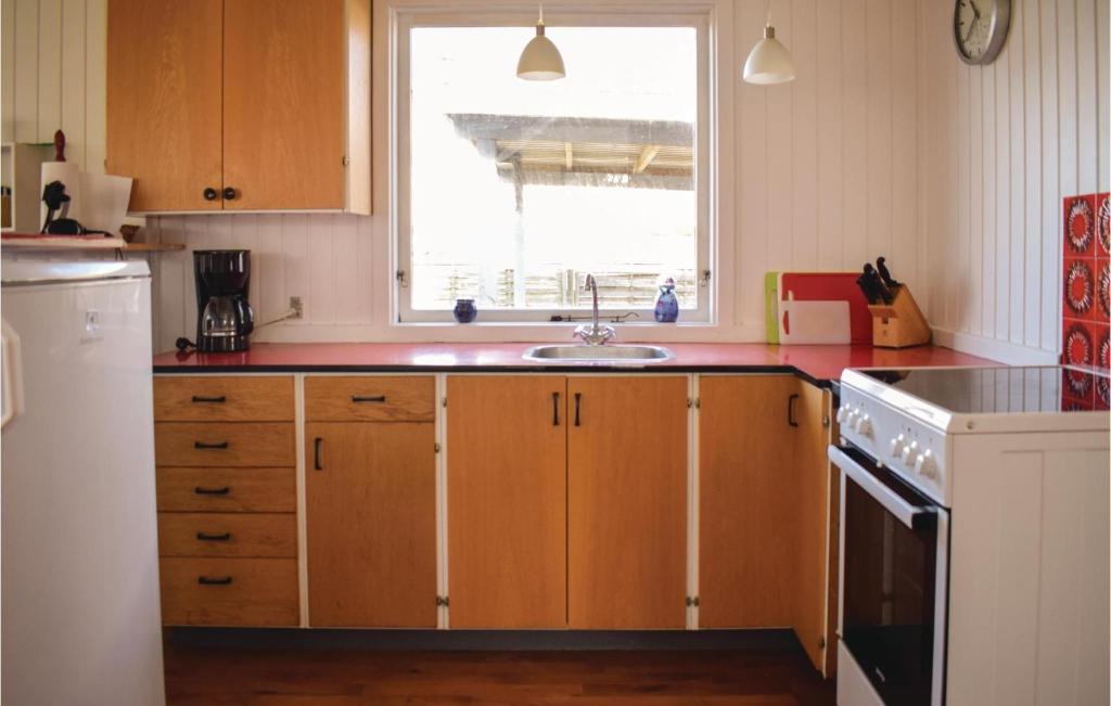 Awesome Home In Bogense With 2 Bedrooms And Wifi photo 2