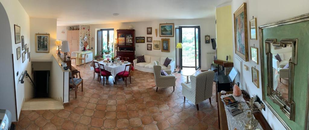 Casa del 1000 Alloggio locato per fini turistici photo 1
