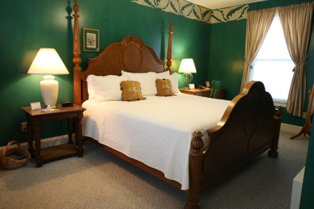 Admiral Fitzroy Inn photo 1