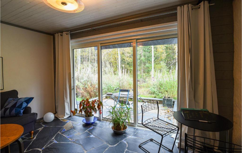 Awesome apartment in Grythyttan with 1 Bedrooms, Sauna and WiFi photo 3