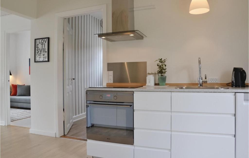 Beautiful Apartment In Tisvildeleje With 2 Bedrooms And Wifi photo 1