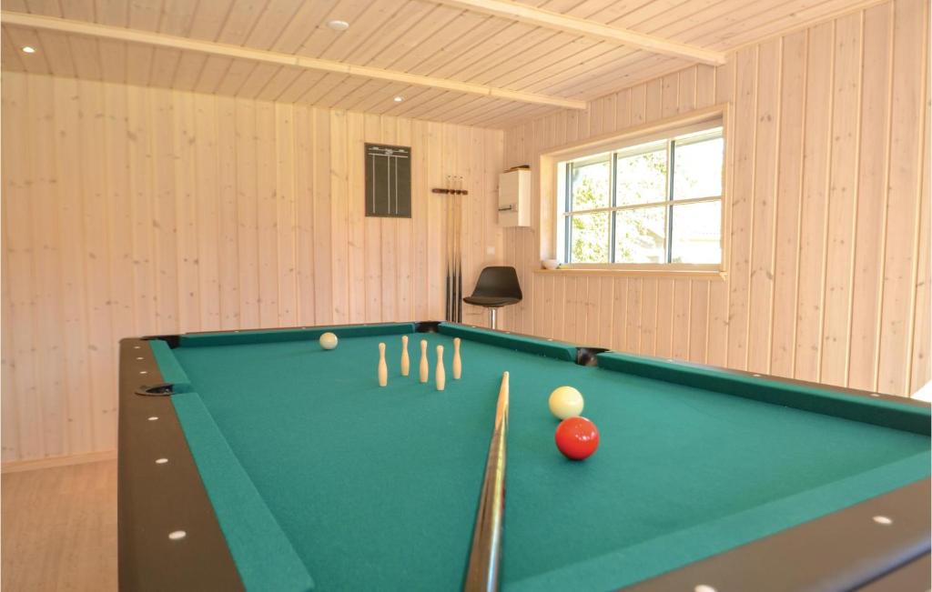 Awesome Home In Vggerlse With 5 Bedrooms And Wifi photo 3