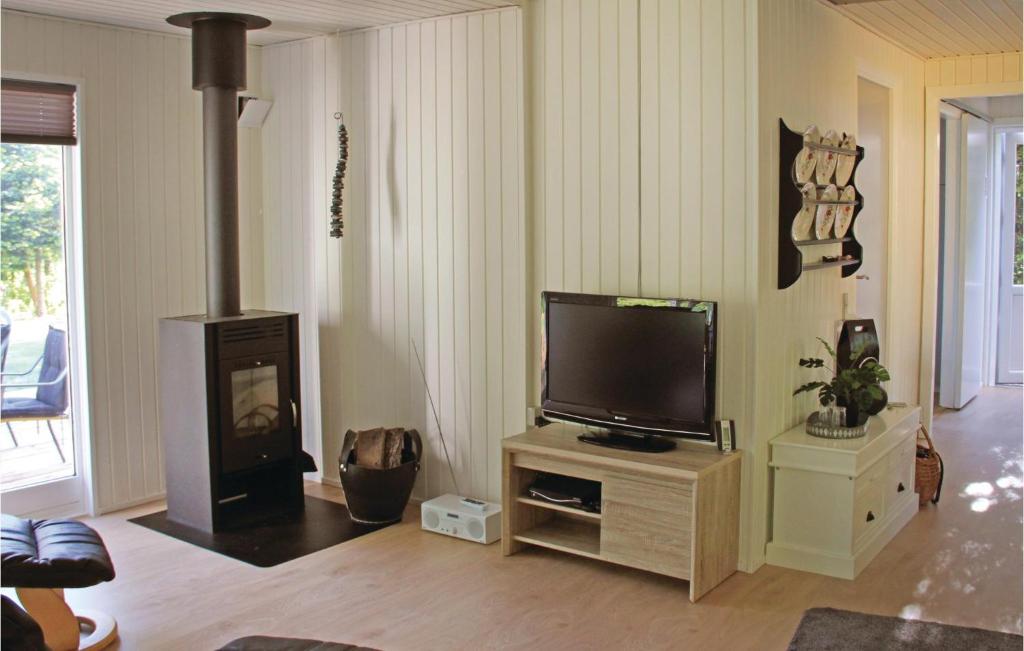 Beautiful Home In Ansager With 2 Bedrooms And Wifi photo 3